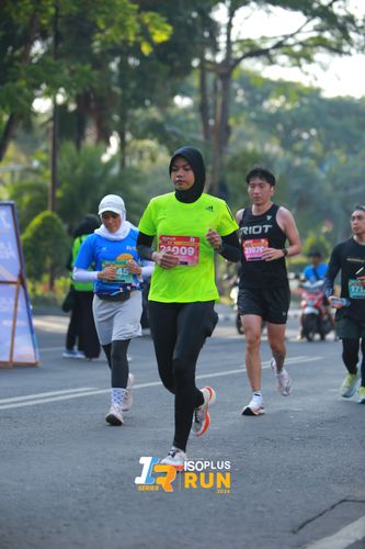 Race photo from Isoplus Run 2024 Surabaya