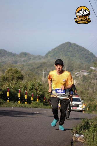 Race photo from Kelud Vertical Challenge 2024