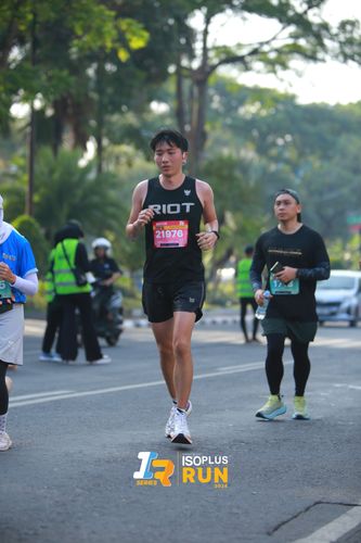 Race photo from Isoplus Run 2024 Surabaya
