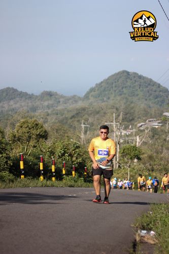 Race photo from Kelud Vertical Challenge 2024