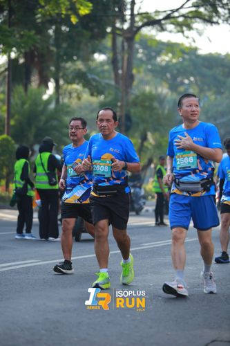 Race photo from Isoplus Run 2024 Surabaya