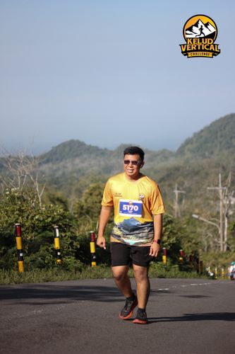 Race photo from Kelud Vertical Challenge 2024