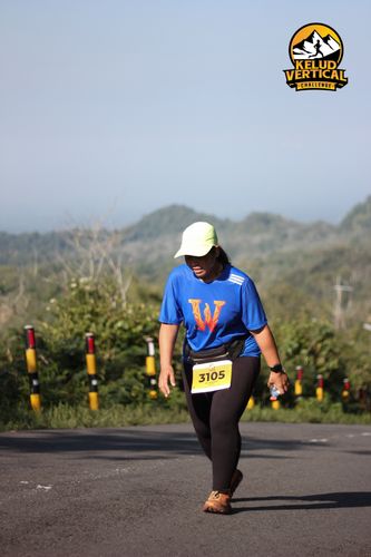 Race photo from Kelud Vertical Challenge 2024