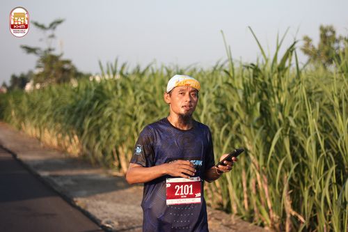 Race photo from Kediri Half Marathon 2024
