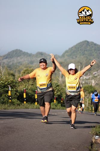 Race photo from Kelud Vertical Challenge 2024