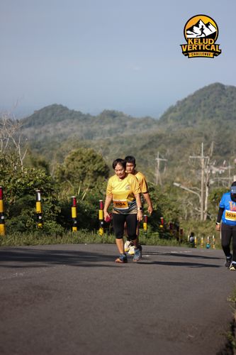 Race photo from Kelud Vertical Challenge 2024