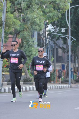 Race photo from Isoplus Run 2024 Surabaya