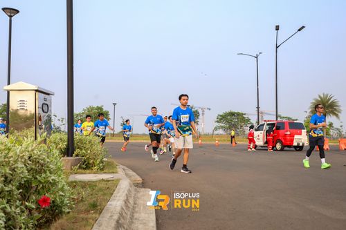 Race photo from ISOPlus Run 2024 Jakarta