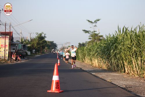 Race photo from Kediri Half Marathon 2024