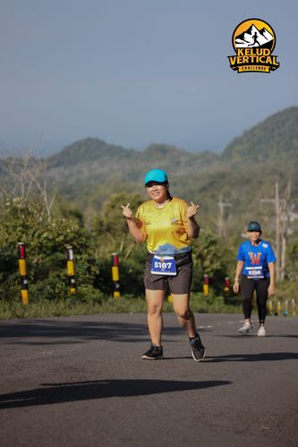 Race photo from Kelud Vertical Challenge 2024
