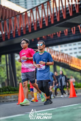 Race photo from Smartfren Run 2025 
