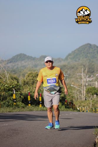 Race photo from Kelud Vertical Challenge 2024
