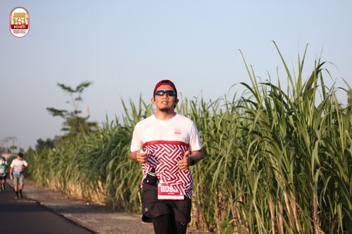 Race photo from Kediri Half Marathon 2024