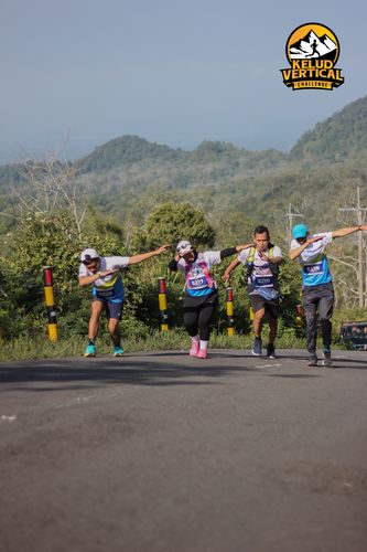 Race photo from Kelud Vertical Challenge 2024