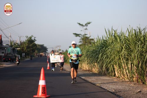 Race photo from Kediri Half Marathon 2024