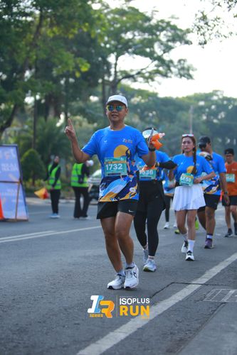 Race photo from Isoplus Run 2024 Surabaya