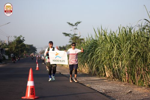 Race photo from Kediri Half Marathon 2024