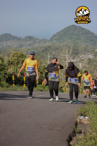 Race photo from Kelud Vertical Challenge 2024