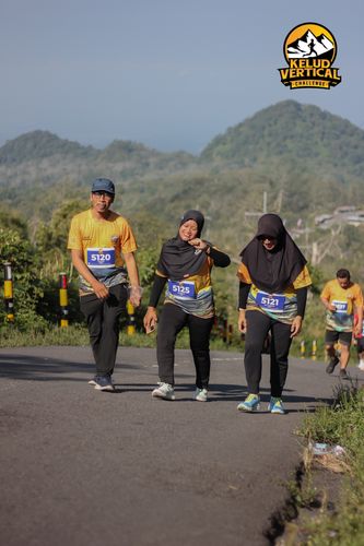 Race photo from Kelud Vertical Challenge 2024