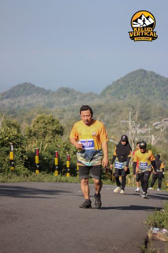Race photo from Kelud Vertical Challenge 2024