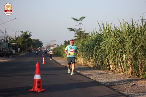 Race photo from Kediri Half Marathon 2024