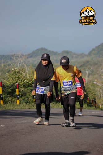 Race photo from Kelud Vertical Challenge 2024