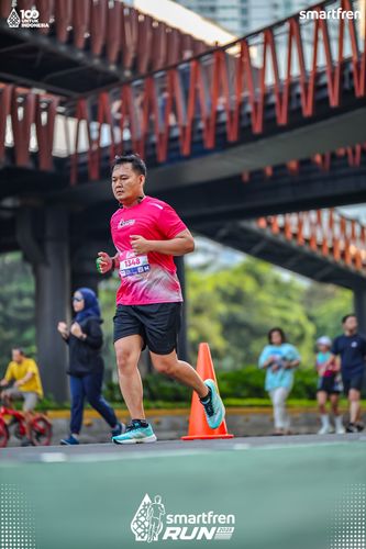 Race photo from Smartfren Run 2025 