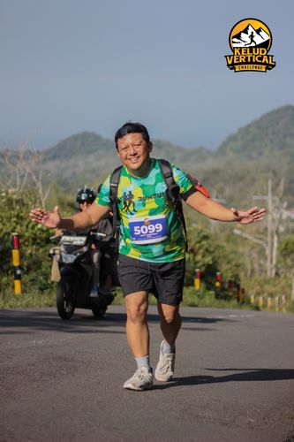 Race photo from Kelud Vertical Challenge 2024