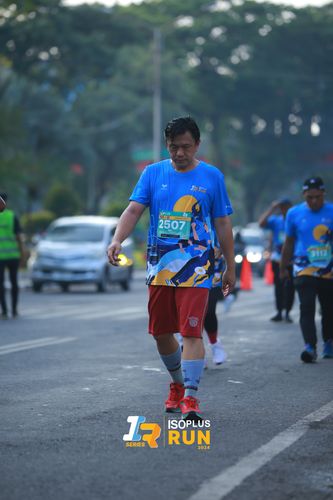 Race photo from Isoplus Run 2024 Surabaya