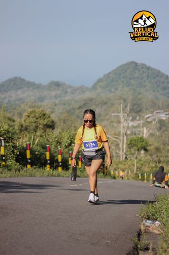 Race photo from Kelud Vertical Challenge 2024