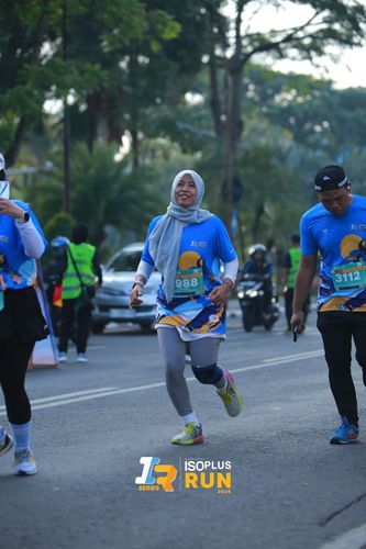 Race photo from Isoplus Run 2024 Surabaya