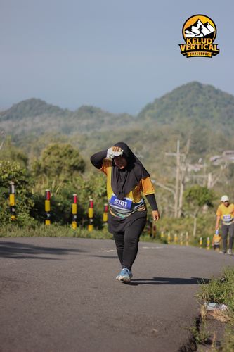 Race photo from Kelud Vertical Challenge 2024