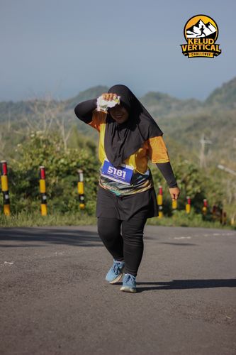 Race photo from Kelud Vertical Challenge 2024