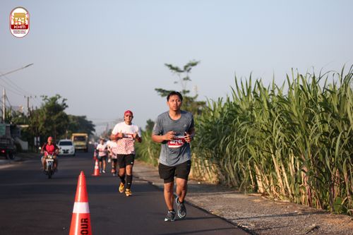 Race photo from Kediri Half Marathon 2024
