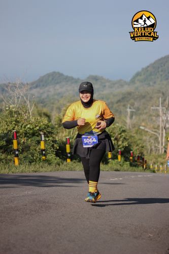 Race photo from Kelud Vertical Challenge 2024