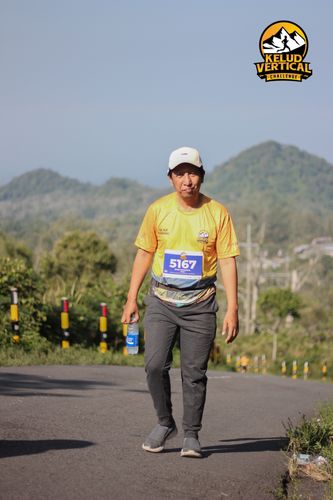 Race photo from Kelud Vertical Challenge 2024