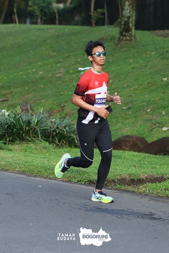 Race photo from Taman Budaya x BOGORUN 2025