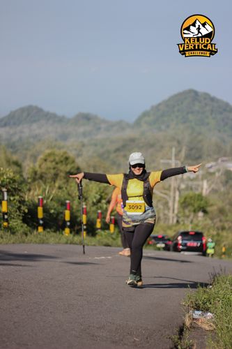 Race photo from Kelud Vertical Challenge 2024