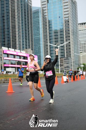 Race photo from Smartfren Run 2024