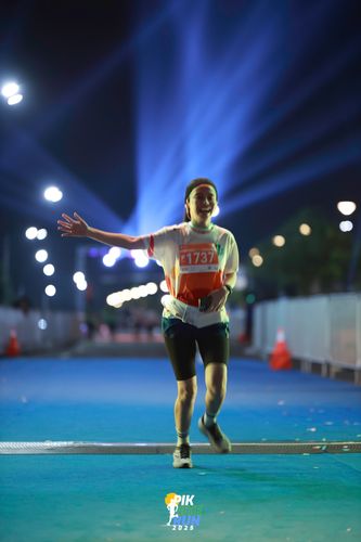 Race photo from PIK NITE RUN 2025