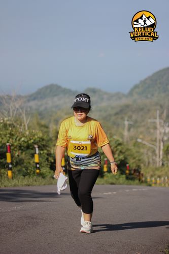 Race photo from Kelud Vertical Challenge 2024
