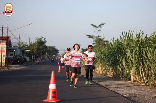 Race photo from Kediri Half Marathon 2024