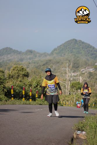 Race photo from Kelud Vertical Challenge 2024