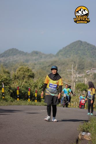 Race photo from Kelud Vertical Challenge 2024