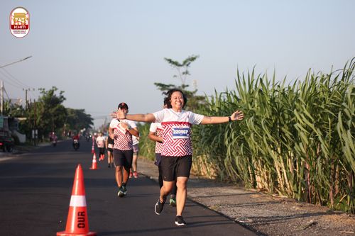 Race photo from Kediri Half Marathon 2024