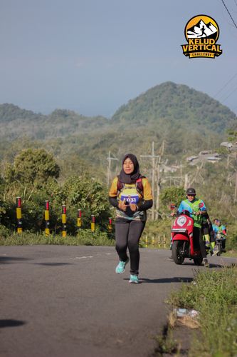 Race photo from Kelud Vertical Challenge 2024