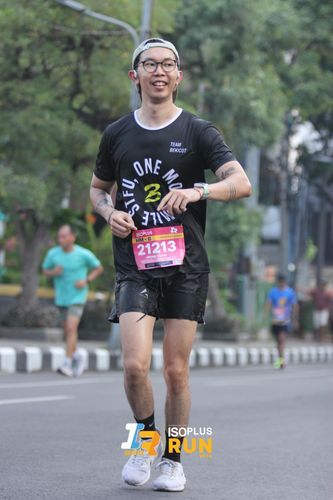 Race photo from Isoplus Run 2024 Surabaya