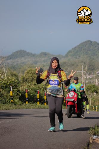 Race photo from Kelud Vertical Challenge 2024