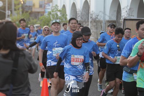 Race photo from Jabar Run 10K 2024