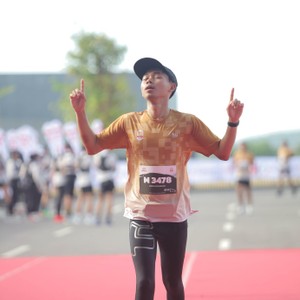 Race photo from KEDIRI HALF MARATHON 2026